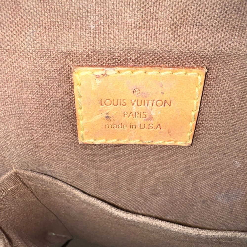 Louis Vuitton Brown Monogram Canvas Shoulder Bag - Picture 8 of 9